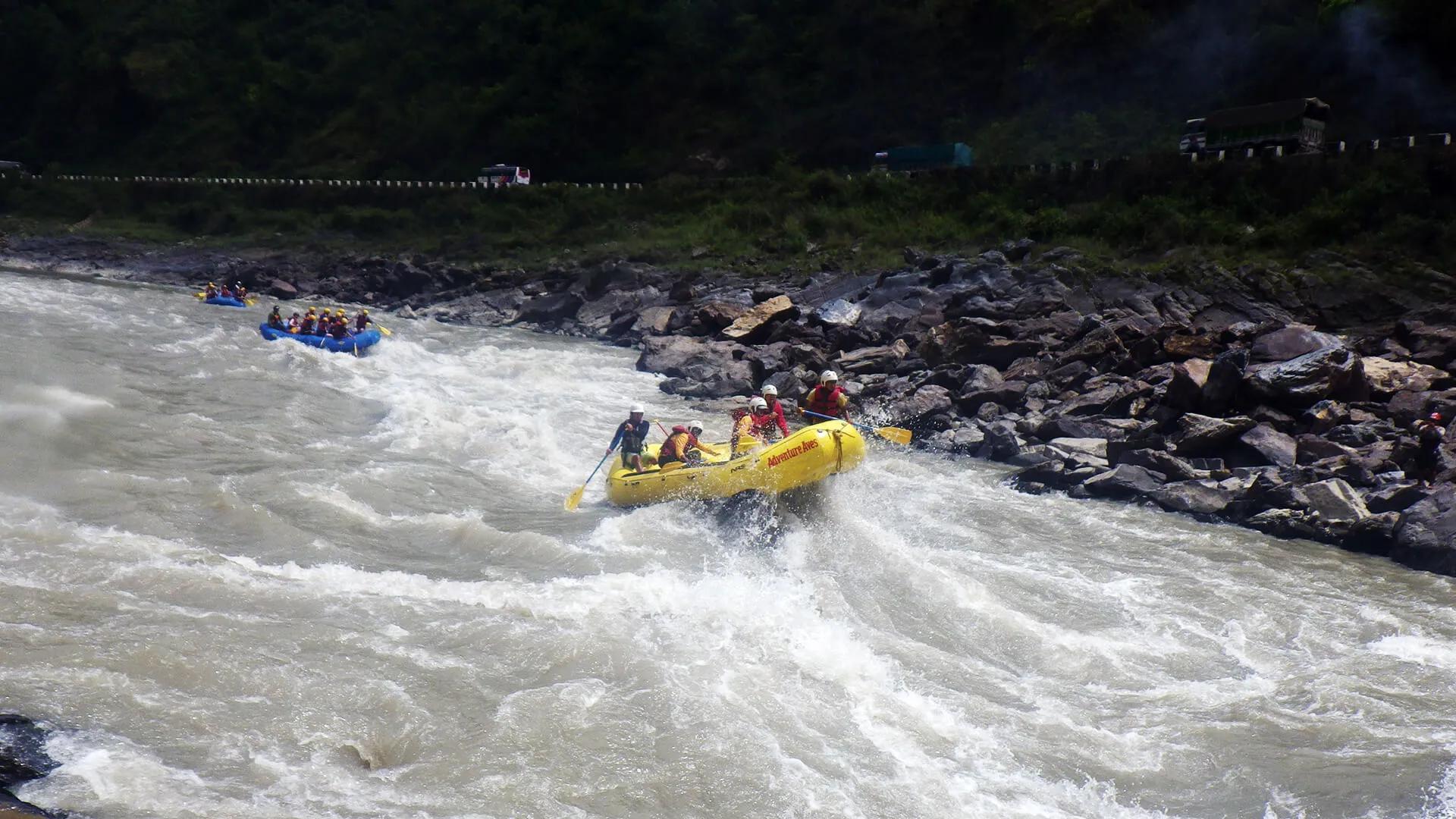 trishuli-river-rafting-2_fbvabf