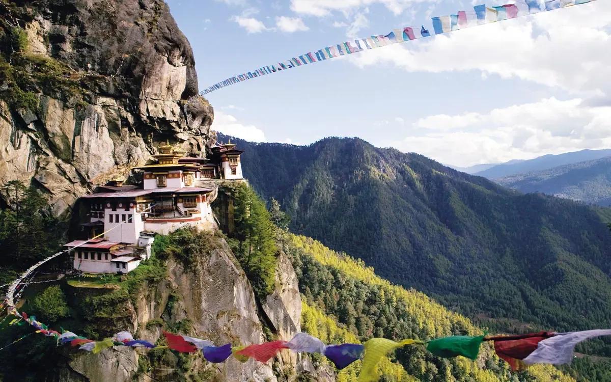 taktsang-monastery_bbadk2