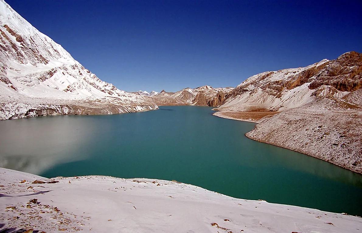 tilicho-lake-1_l9c0ea