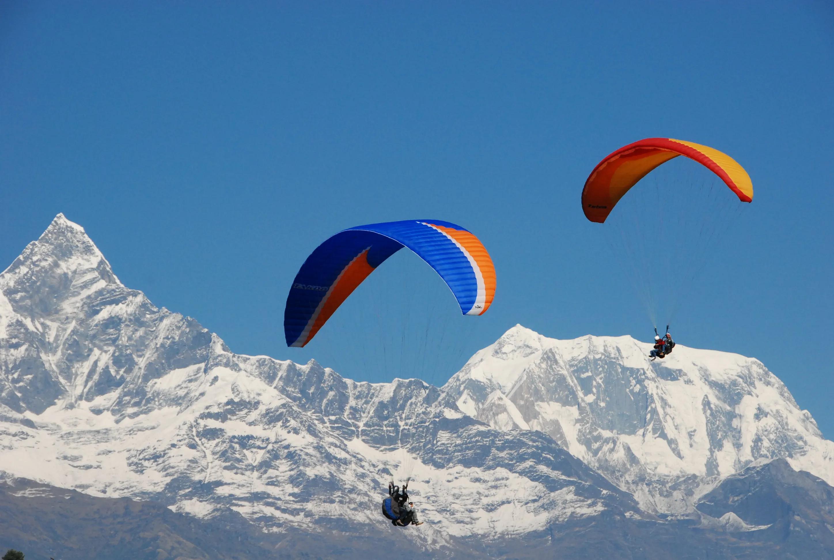 paragliding-in-pokhara_ljjy5n