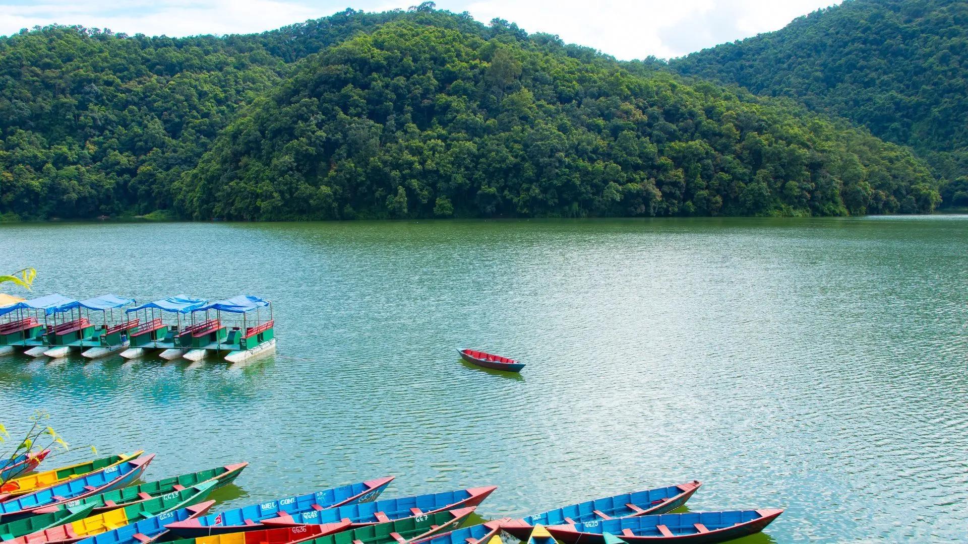 pokhara-phewa-lake_qfcejc