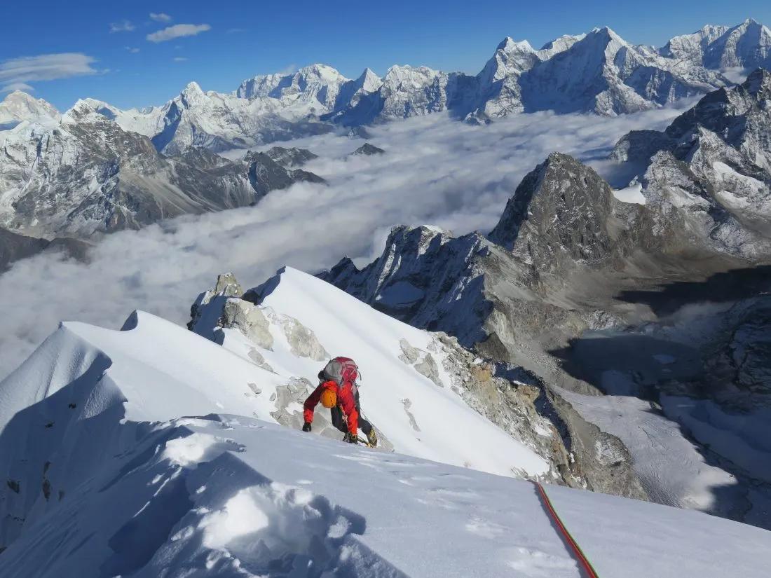kyajio-Ri-peak-climbing_xaevoo