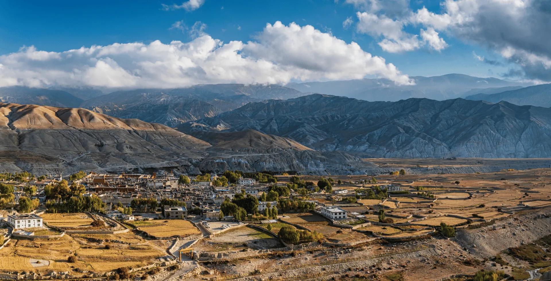 Lo-Manthang-Upper-Mustang_ayl6ya