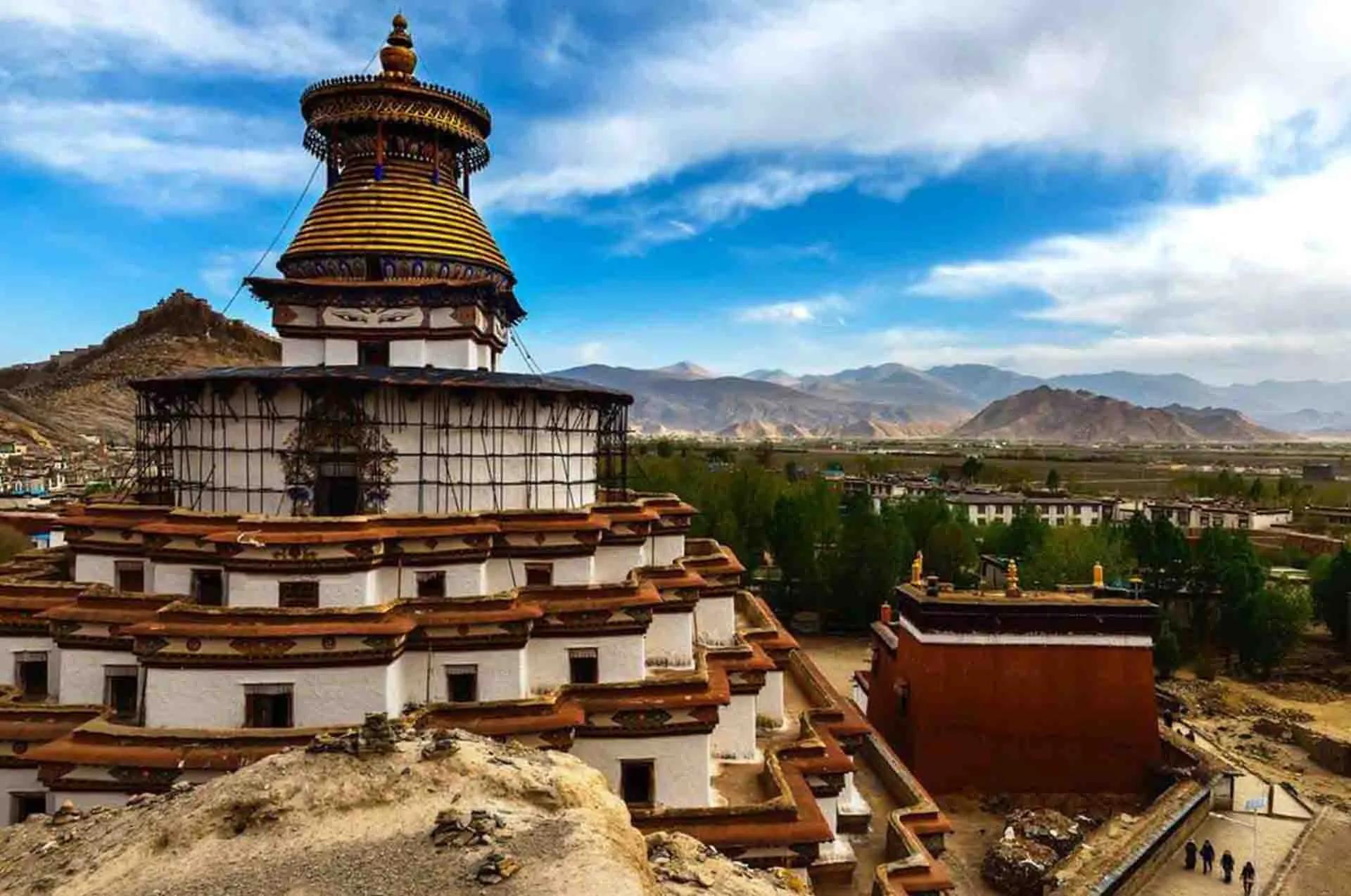 tibet-tour-with-ebc-thumbnail_vf3zue