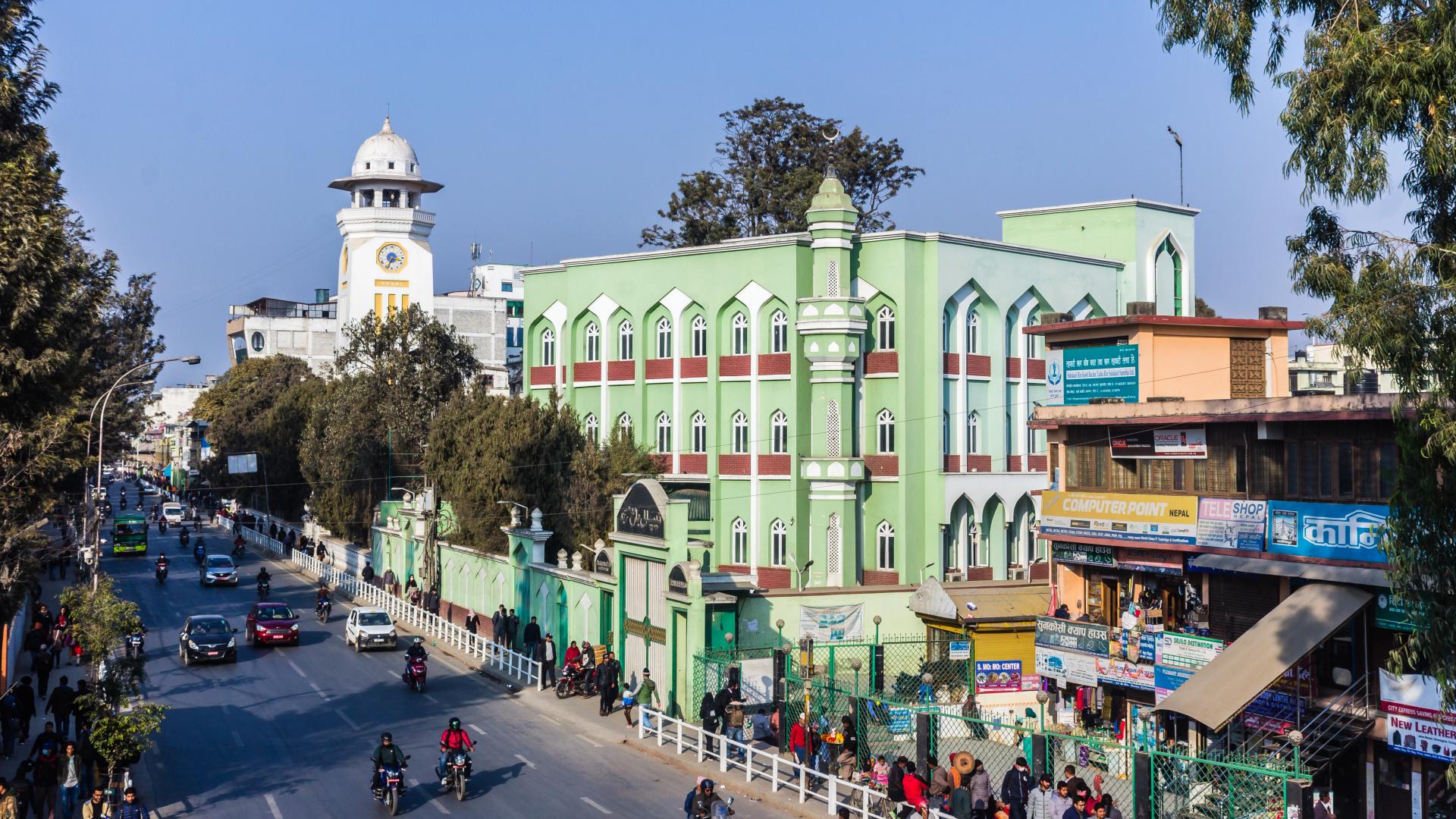Ghanta_Ghar_and_Nepali_Jame_Masjid_-IMG4170