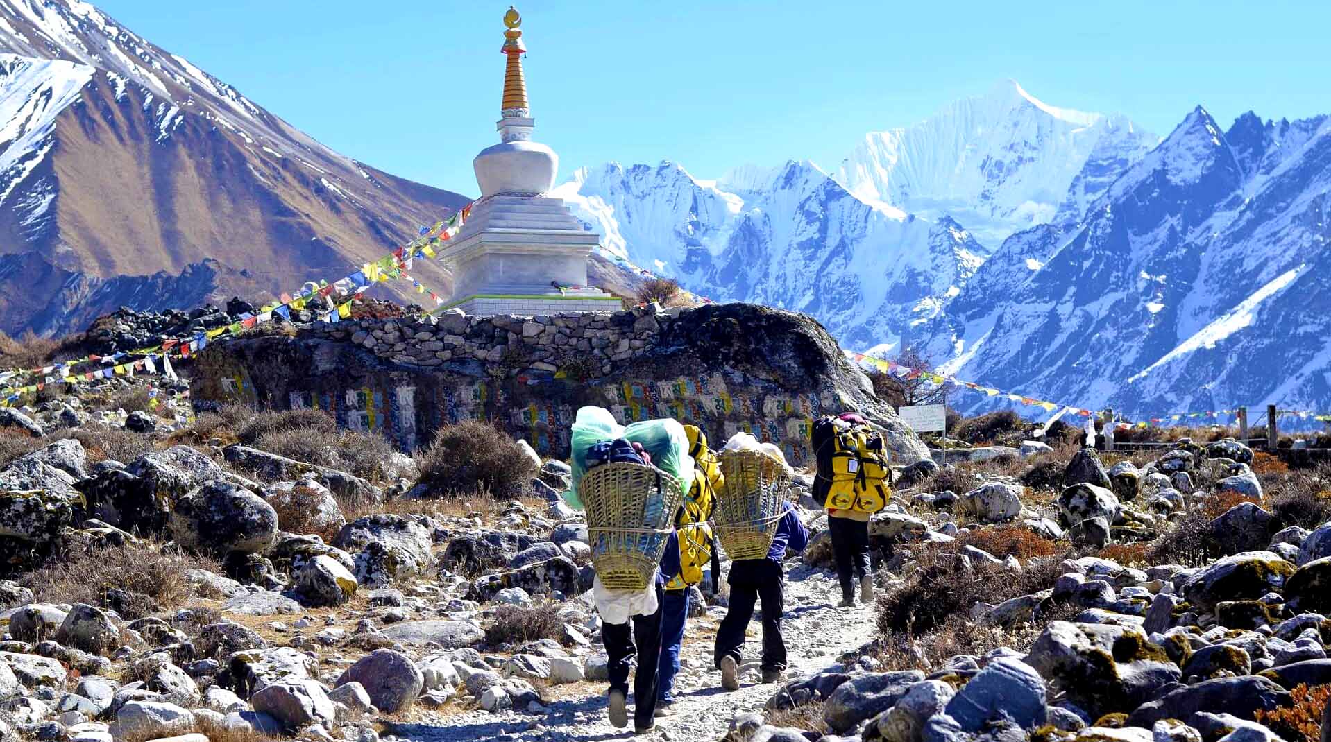 everest high passes