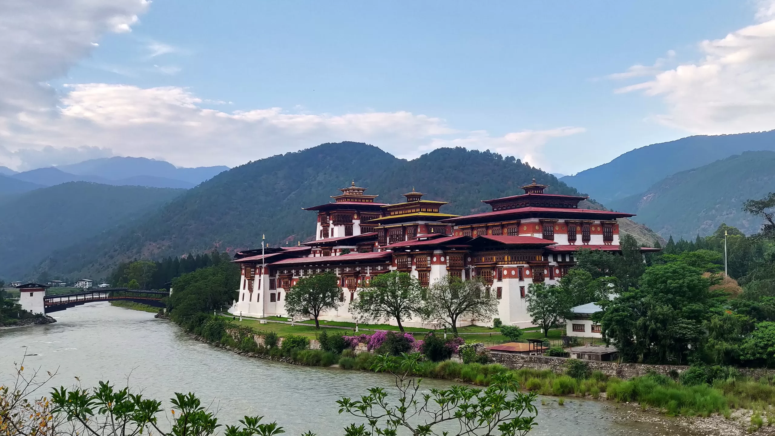 Bhutan Tour - 8 Nights 9 Days, Bhutan Tour 8 Days