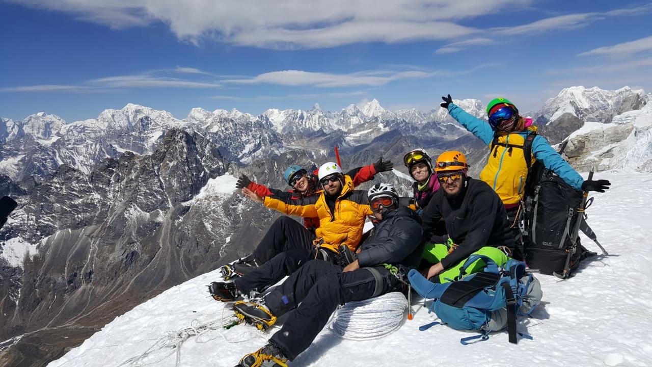 Lobuche East Peak Climbing - 16 Days