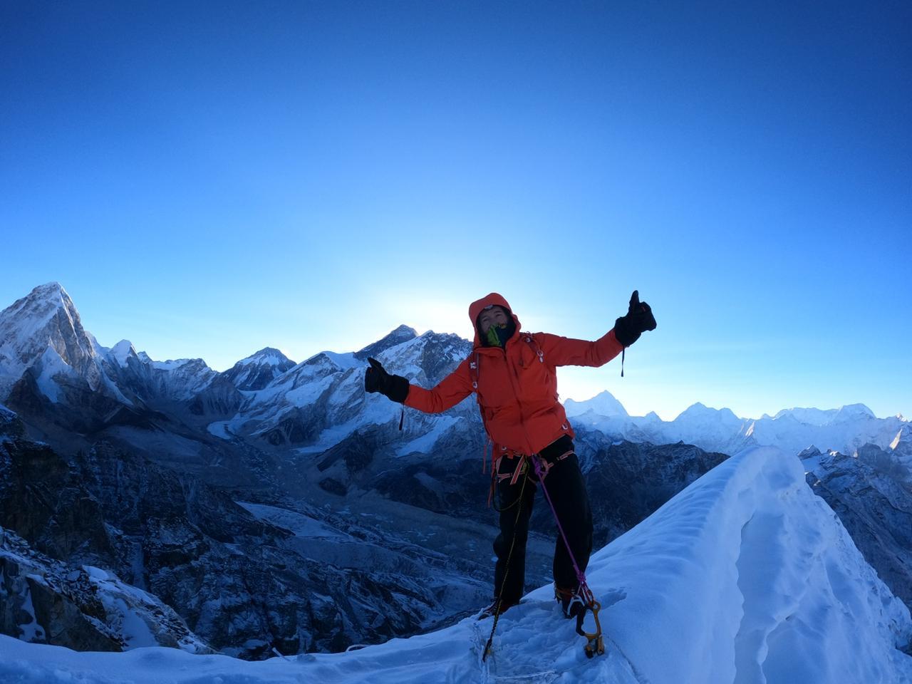 Lobuche East Peak Climbing